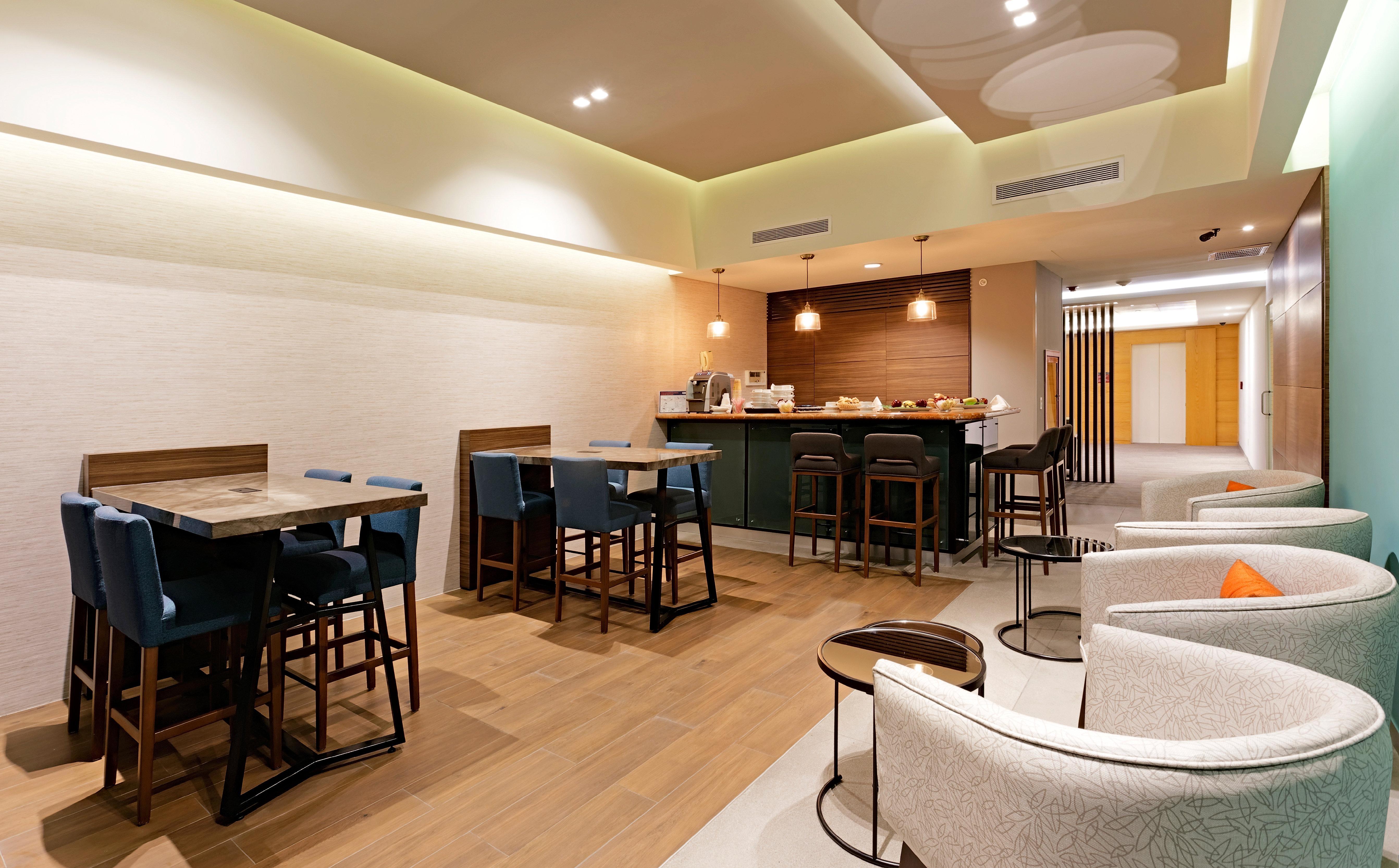 比亚埃尔莫萨智选假日酒店 外观 照片